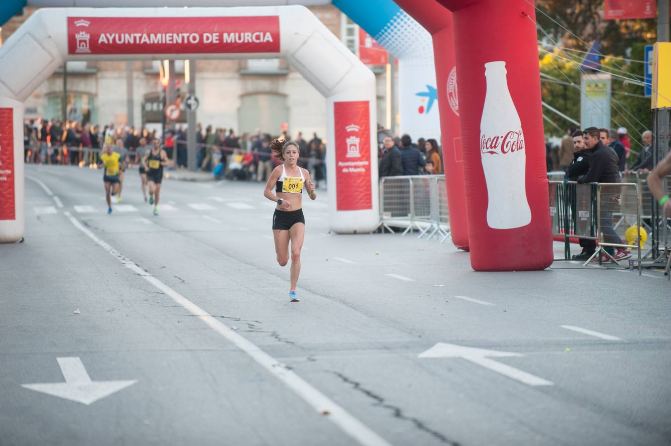 Sergio Fernández y Paloma Sánchez se imponen en la San Silvestre de Murcia