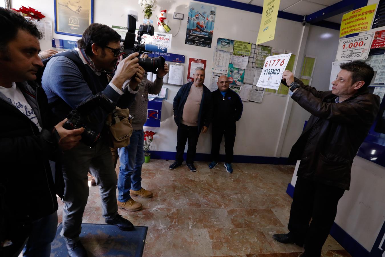 La administración de lotería número 2 de la localidad despachó un único décimo del 61776 a través de terminal electrónico, lo que supone un premio de 75.000 euros