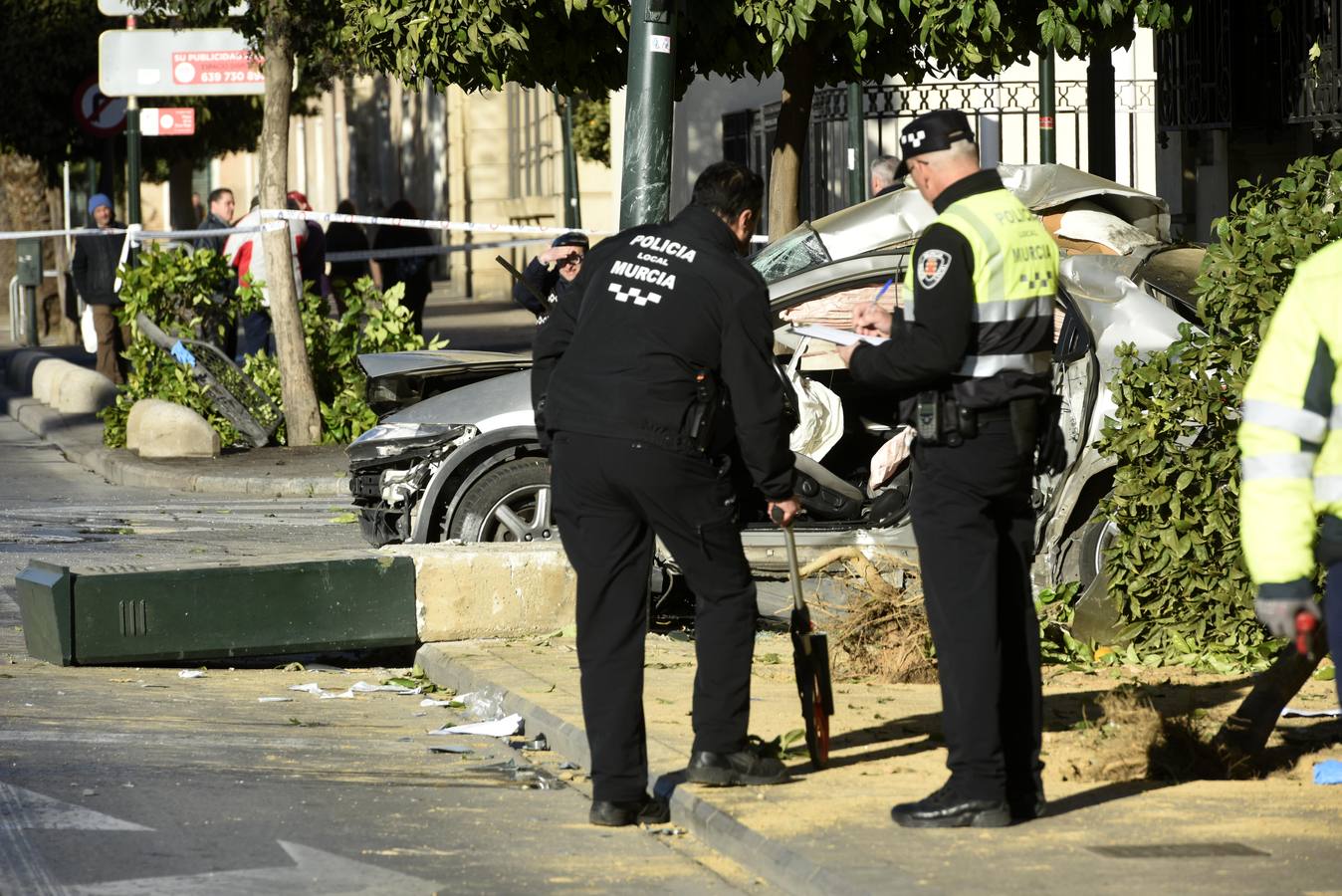 Los dos ocupantes del turismo siniestrado se encuentran en estado grave