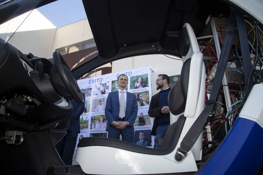 Visita del ministro de Ciencia y Universidades Pedro Duque al edificio de la UPCT y la empresa MTorres dentro del parque tecnológico de Fuente Álamo.