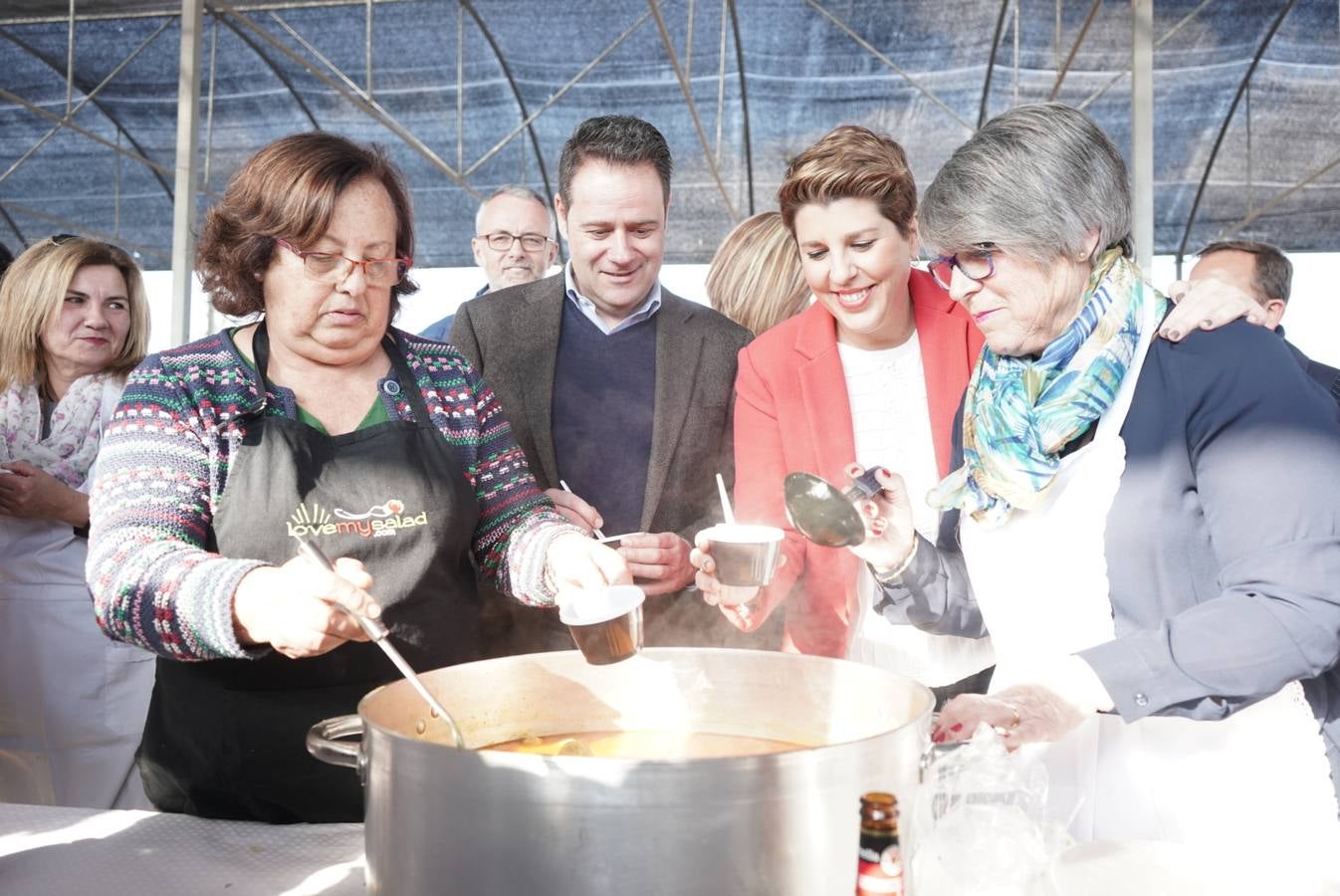 La consejera de Transparencia, Participación y Portavoz, Noelia Arroyo, participa en las fiestas patronales en honor a San Fulgencio en Pozo Estrecho.