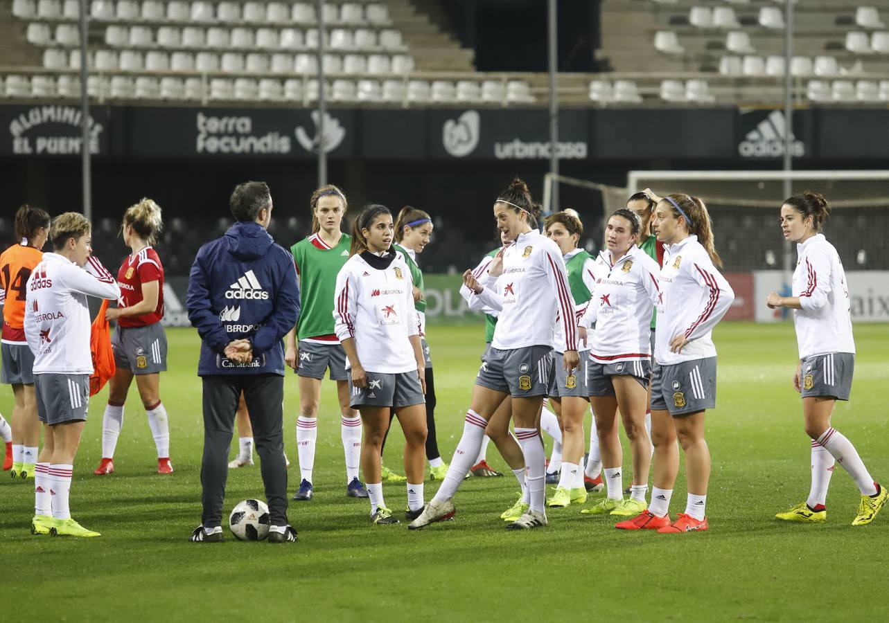 El Efesé regala 2.500 entradas a sus abonados y el Ayuntamiento reparte 5.000 en centros educativos