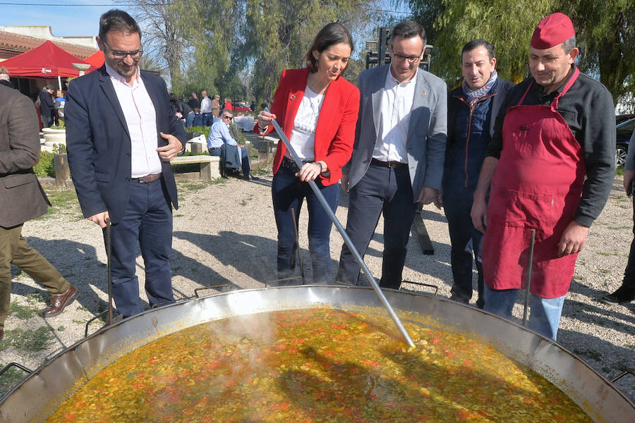 Reyes Maroto se refirió en el mediodía de este sábado al Mar Menor como un destino turístico «maduro» que hay que «valorizar».