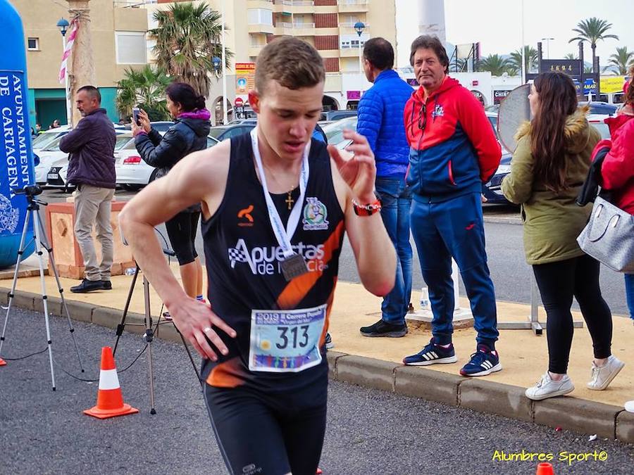 El corredormdel UCAM Cartagena se lleva la II Carrera Popular Virgen del Mar con un tiempo de 24.27 minutos, por los 28.10 para su compañera de club