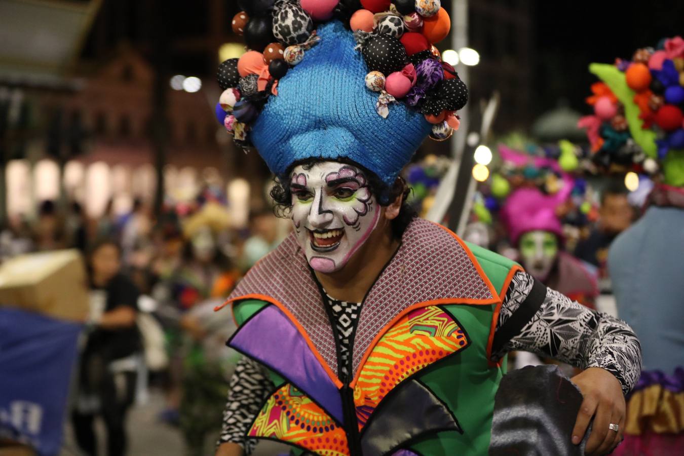 Agrupaciones de murgas uruguayas participan este en el desfile inaugural del carnaval de Montevideo (Uruguay). El tradicional desfile inaugural está compuesto por 44 conjuntos de las agrupaciones carnavalescas.