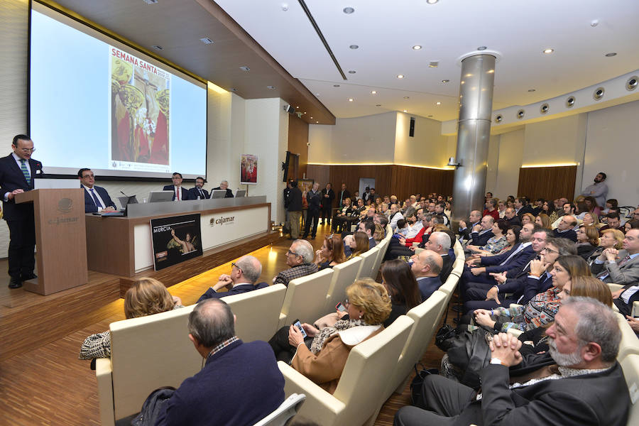 El político de Cieza ha asistido a su nombramiento como pregonero de la Semana Santa en un acto que ha servido también para presentar el cartel de este año