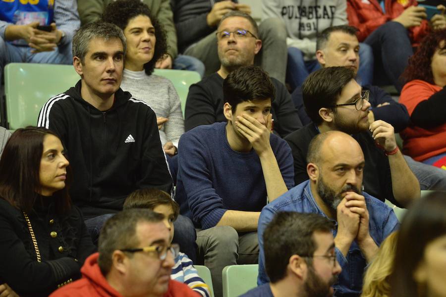 El conjunto universitario no levanta cabeza ante el conjunto entrenado por Ibon Navarro, predecesor en el banquillo murciano de Javi Juárez