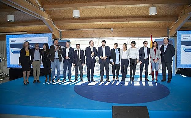 López Miras y Noelia Arroyo estuvieron en un acto del Partido Popular sobre turismo.