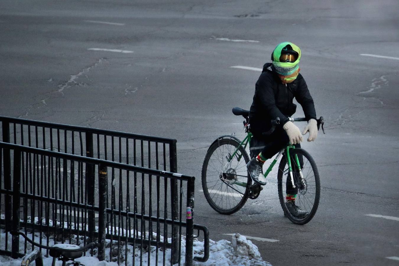 Una ola de frío polar cruza Chicago, Illinois (EE. UU.). Las temperaturas en el área de Chicago podrían bajar a menos 31 grados centígrados.