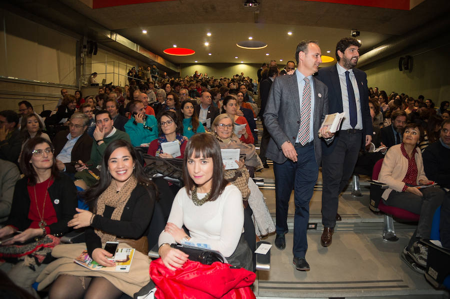 Hasta abril de 2021, la UMU dedicará cada mes a divulgar y concienciar con diversas actividades sobre esta cuestión. El plan fue presentado este jueves en la Facultad de Economía y Empresa