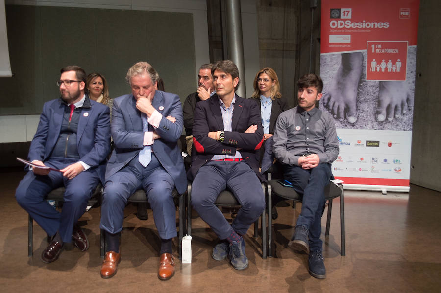 Hasta abril de 2021, la UMU dedicará cada mes a divulgar y concienciar con diversas actividades sobre esta cuestión. El plan fue presentado este jueves en la Facultad de Economía y Empresa