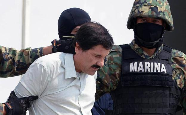 El Chapo Guzmán capturado en 2014 por la Marina de México.