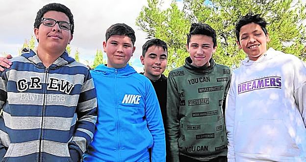 'Lorquí Comunica'. Mustapha, Cristóbal, Daniel, Francisco Miguel y Abd El Fattah, del IES Romano García. 