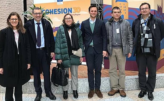 La delegación de la UMU, en su visita a Bruselas.