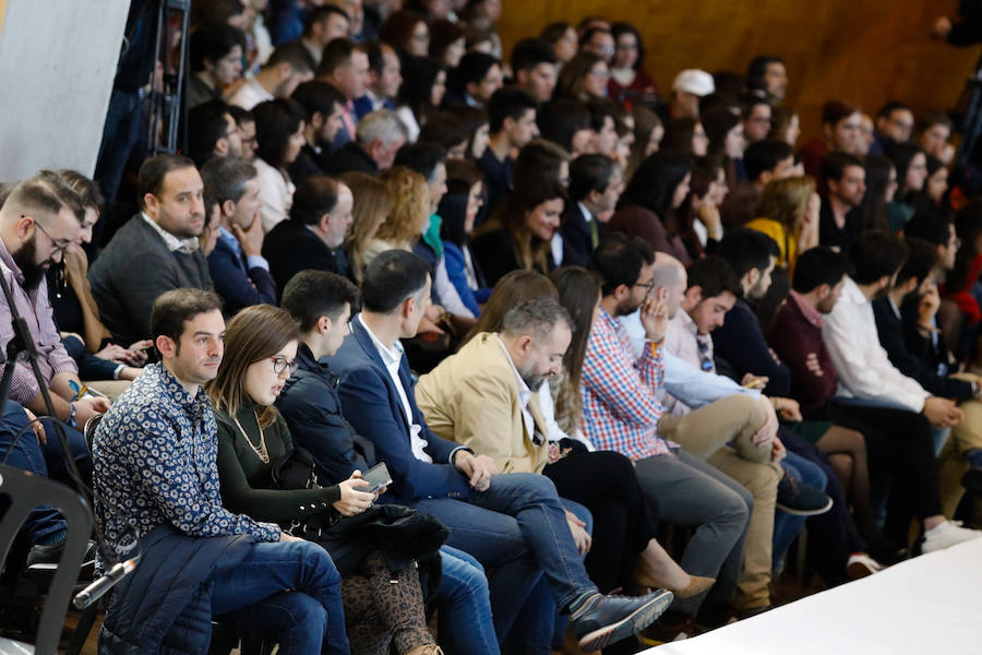 Las propuestas van desde apoyo a emprendedores hasta una bolsa de viviendas de alquiler para jóvenes, pasando por campañas de prevención de alcohol y drogas.