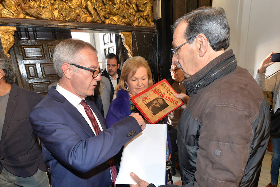 José Guirao ha considerado que la Semana Santa de Lorca es «un tesoro que hay que valorar y difundir por ser única, especial, riquísima»