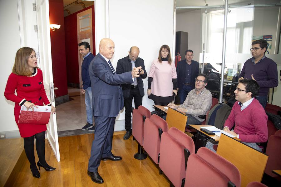 Tomás Olivo y la alcaldesa de Cartagena, Ana Belén Castejón, anuncian el acuerdo del Plan Rambla.