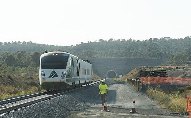 Obras de la variante de Camarillas.