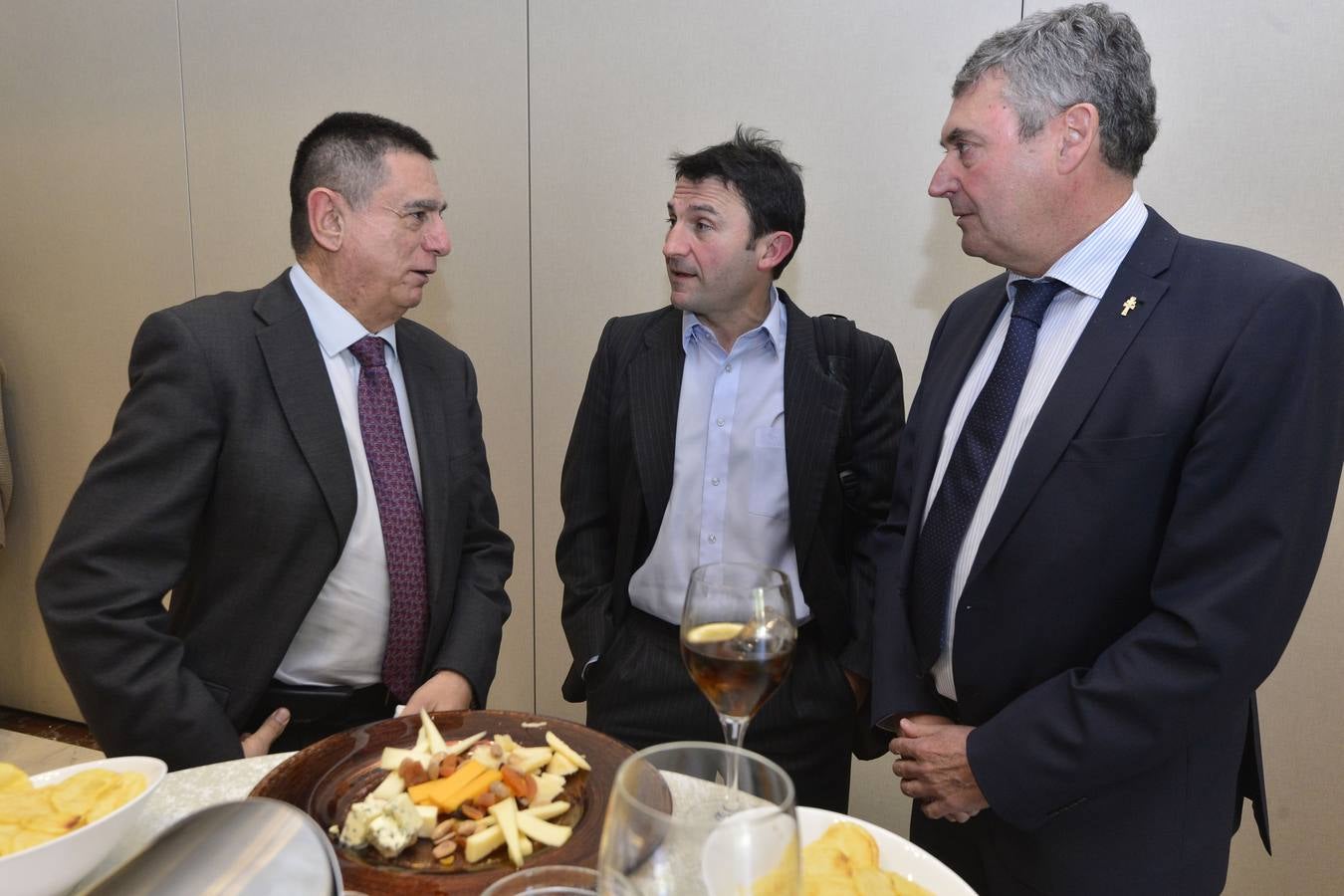 Expertos de distintas entidades ponen el foco en la necesidad de aplicar nuevas tecnologías en el seno de las empresas 