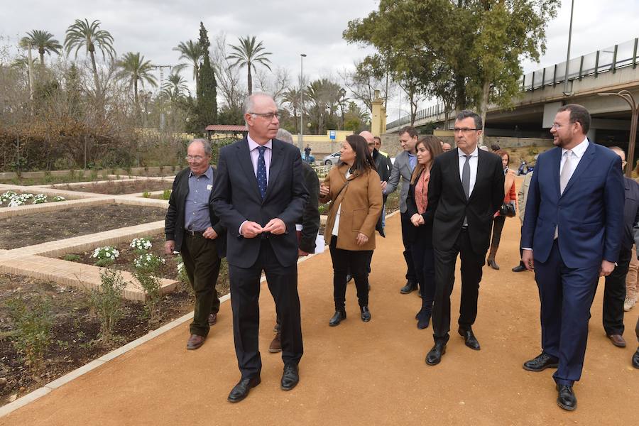 Será el primero en incorporar las nuevas tecnologías. Se ha recuperado la acequia de La Arboleja para escenificar el sistema de riego tradicional, cuenta con más de 500 árboles y 6.000 especies florares, y abrirá las 24 horas del día