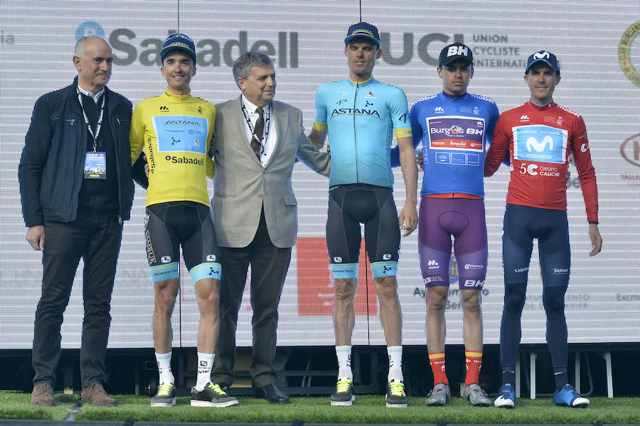 El muleño Luis León Sánchez terminó en tercera posición y el campeón del mundo, Alejandro Valverde, no pudo subirse al podio y cruzó la meta en cuarto lugar