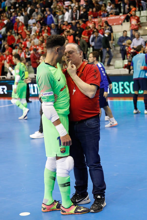 ElPozo y el Barça protagonizan un partido muy bonito que acaba con el empate en los últimos minutos del encuentro gracias a los goles de Miguelín y Álex.