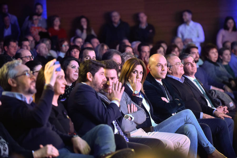 El presidente regional del PP, Fernando López Miras, y el secretario general nacional, Teodoro García, acompañaron este viernes a la alcaldesa de Archena, Patricia Fernández, a la que ratificaron para revalidar su candidatura en las elecciones municipales.