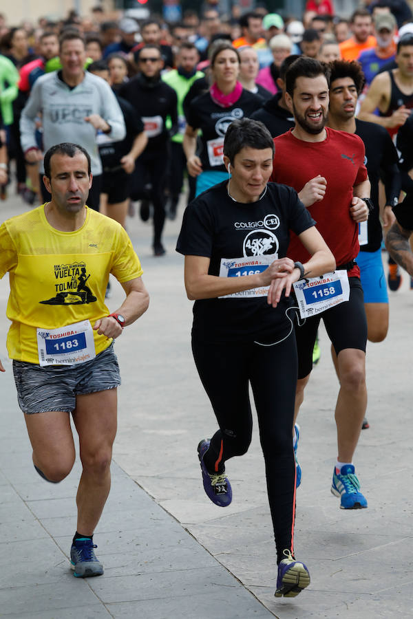 En la mañana de este domingo se celebró la carrera solidaria en favor de la ONG 'Save the Chrildren' en el Malecón de Murcia.