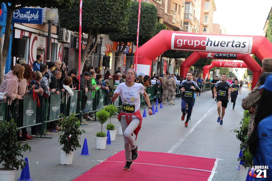 Alejandro Roldán y Ana Vanesa Ruiz vencen en Alcantarilla. El atleta del Virus Trail Running completó los 14 kilómetros en 47,36 minutos, por los 58,31 para la corredora del C.A. Puertas Lorca