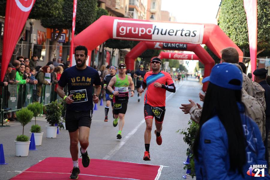 Alejandro Roldán y Ana Vanesa Ruiz vencen en Alcantarilla. El atleta del Virus Trail Running completó los 14 kilómetros en 47,36 minutos, por los 58,31 para la corredora del C.A. Puertas Lorca