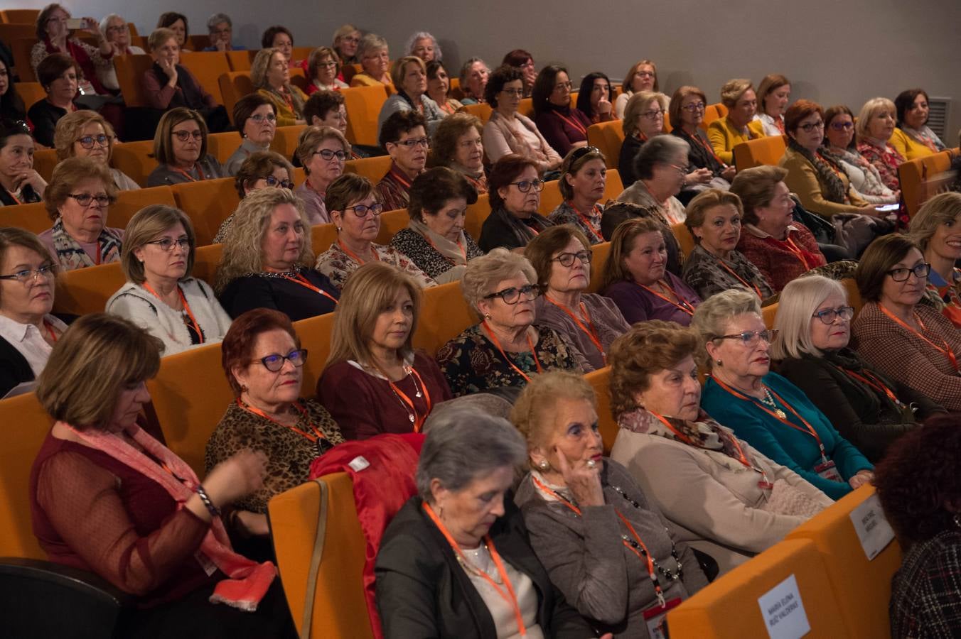 La primera jornada del evento que organiza 'La Verdad' reúne en Cartagena a más de 200 asistentes 