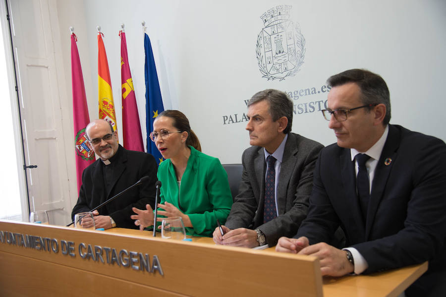 El secretario de Estado de Infraestructuras califica las palabras de López Miras como «una mentira muy grande»