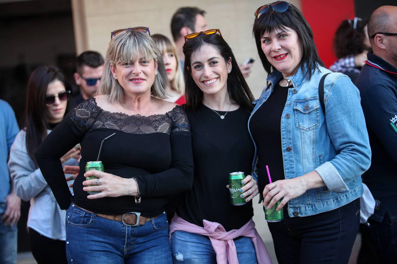 Más de mil personas participan en el primer gran desfile de la pedanía murciana