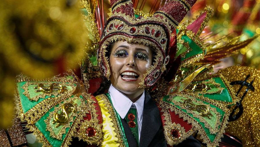 El desfile del Carnaval en Sao Paulo, Brasil, es uno de los eventos más importantes del país