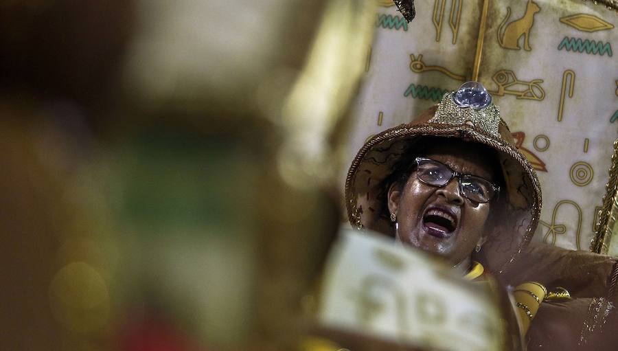 El desfile del Carnaval en Sao Paulo, Brasil, es uno de los eventos más importantes del país