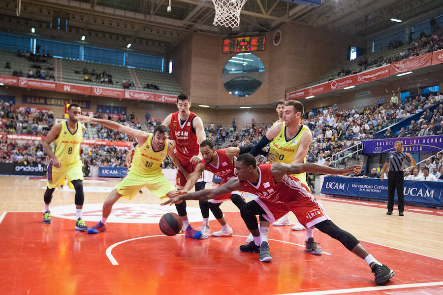Los de Sito Alonso gana al campeón de la Copa del Rey por un punto en el Palacio de los Deportes