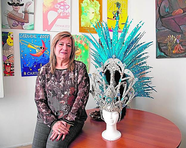 Carmen Sánchez, en las Escuelas Graduadas, sede festera. 