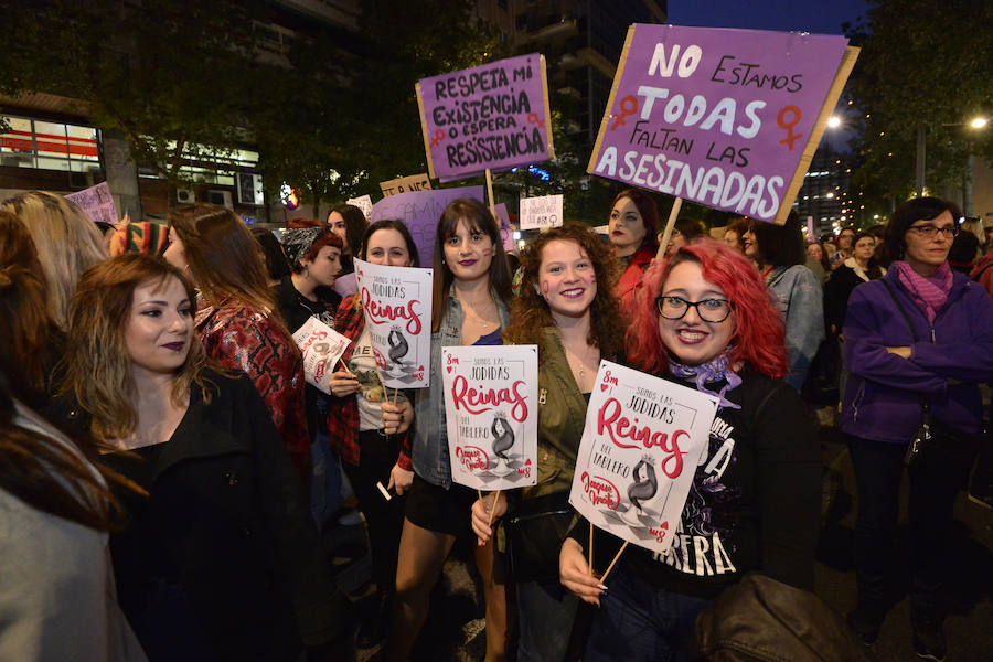 La gran marcha por en el Día Internacional de la Mujer arranca en el centro de Murcia con el recuerdo de la jornada histórica vivida hace ahora un año