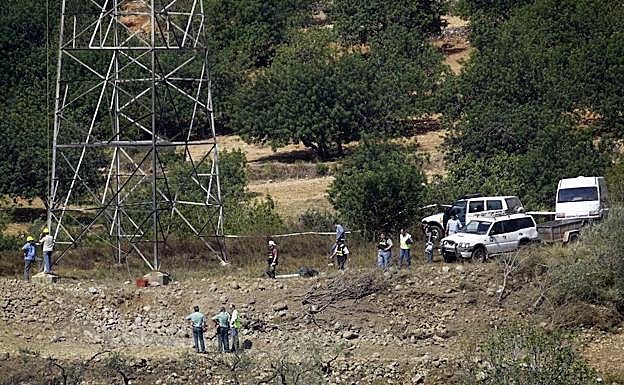 Torre de alta tensión en Les Coves de Vinromà que ETA intentó volar en 2007.