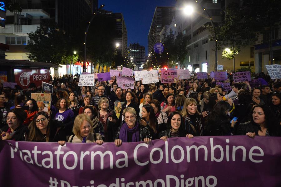 La gran marcha por en el Día Internacional de la Mujer arranca en el centro de Murcia con el recuerdo de la jornada histórica vivida hace ahora un año