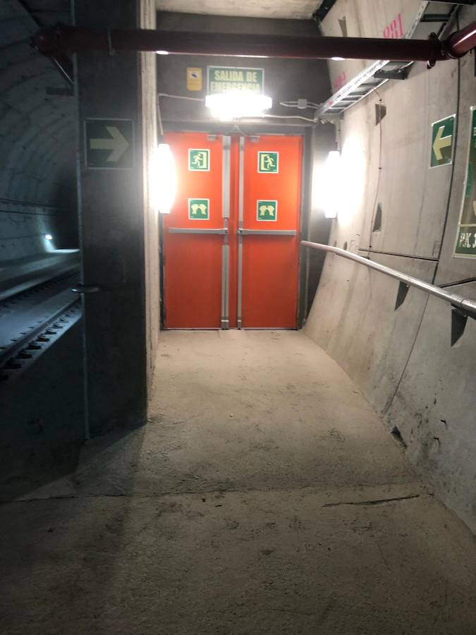 Decenas de vecinos participaron ayer en un simulacro de accidente ferroviario