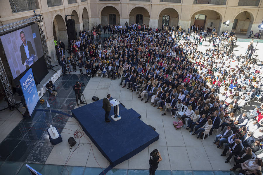 «No van a encontrar aquí a un partido retrógrado, que penaliza ni que legisla en contra de la mayoría ni que divide a los españoles», asegura el líder del PP en una convención nacional del partido sobre familia e igualdad