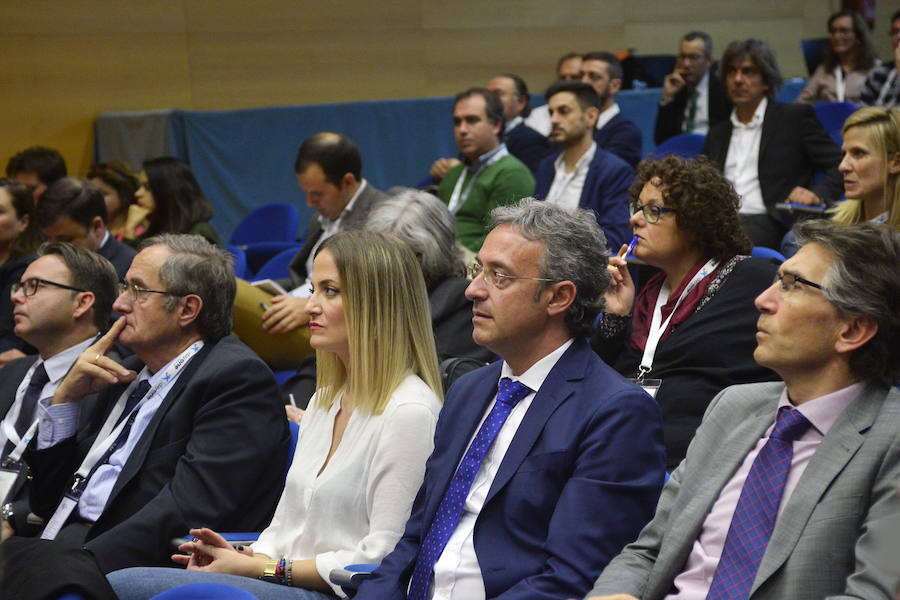 La empresa Nido Robotics se alza con el premio Emprendedores XXI en la Región. Además de un cheque de 5.000 euros, el galardón les brinda la oportunidad de pasar una temporada en Silicon Valley o la universidad de Cambridge