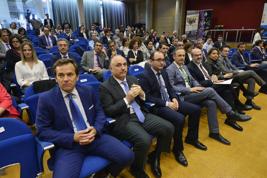 La empresa Nido Robotics se alza con el premio Emprendedores XXI en la Región. Además de un cheque de 5.000 euros, el galardón les brinda la oportunidad de pasar una temporada en Silicon Valley o la universidad de Cambridge