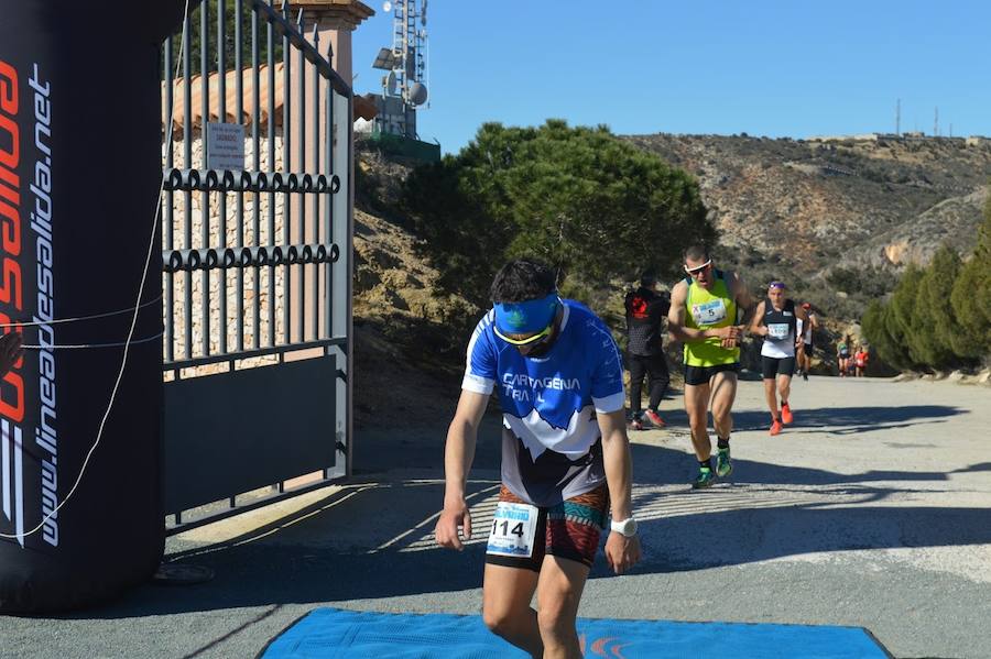 El atleta del Club Triatlón Cartagena completa la prueba en 19:26 minutos, por los 26:04 de la corredora del Cartagena Trail