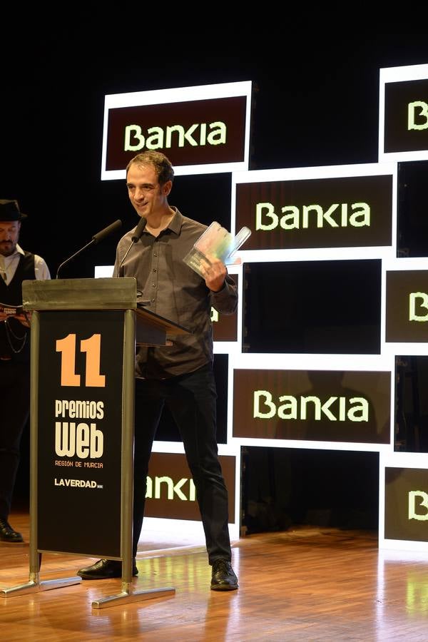 Los Premios Web de laverdad.es cerraron este jueves por la noche su XI edición en un acto en el Auditorio Víctor Villegas de Murcia conducido por el actor y humorista Alex O'Dogherty