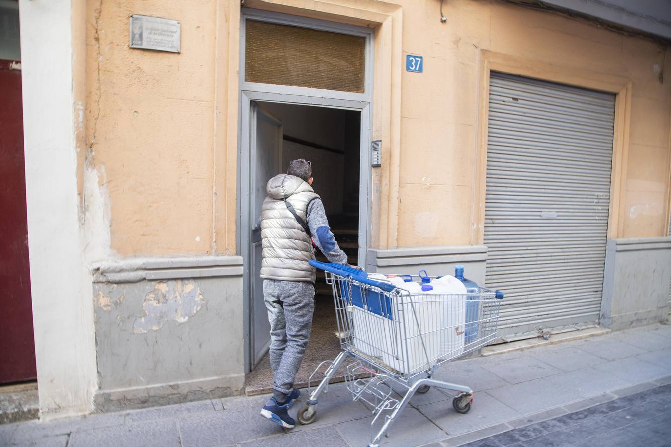 El Ayuntamiento de Cartagena, Hacienda y la Policía Nacional se coordinan para evitar problemas durante el desahucio