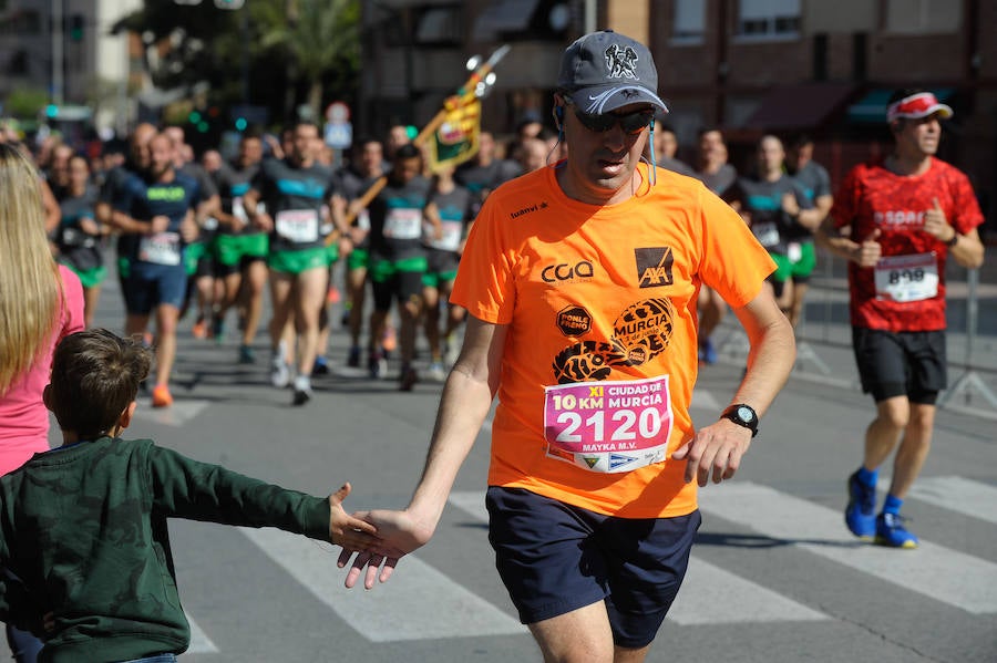 Andrés Mico consigue la victoria en 1 hora y 9 minutos, mientras que Inma Pérez hace una marca de 1 hora y 26 minutos y se lleva la prueba femenina