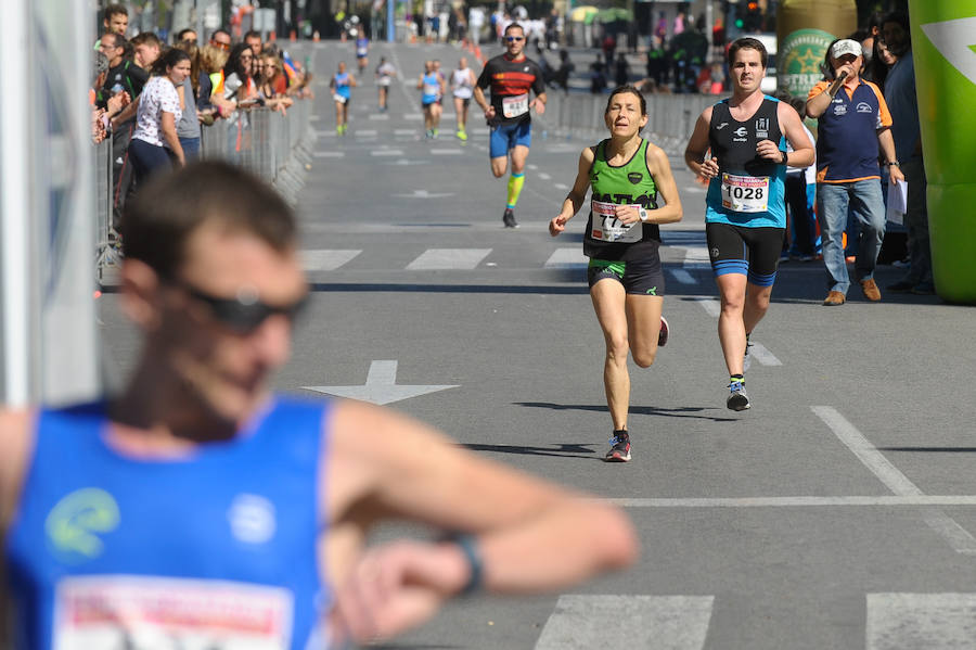 Andrés Mico consigue la victoria en 1 hora y 9 minutos, mientras que Inma Pérez hace una marca de 1 hora y 26 minutos y se lleva la prueba femenina