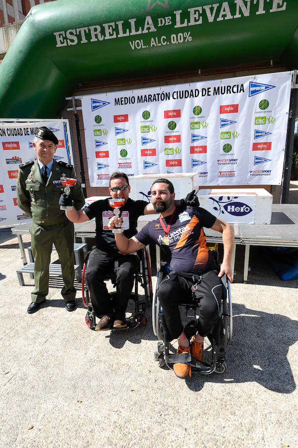 Andrés Mico consigue la victoria en 1 hora y 9 minutos, mientras que Inma Pérez hace una marca de 1 hora y 26 minutos y se lleva la prueba femenina